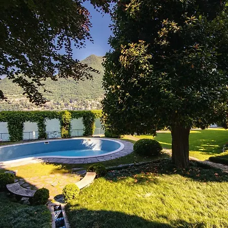 Διαμέρισμα Luxury Le Rose By Myhomeincomo Moltrasio