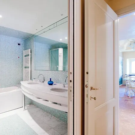 Luxury Le Rose By Myhomeincomo Moltrasio